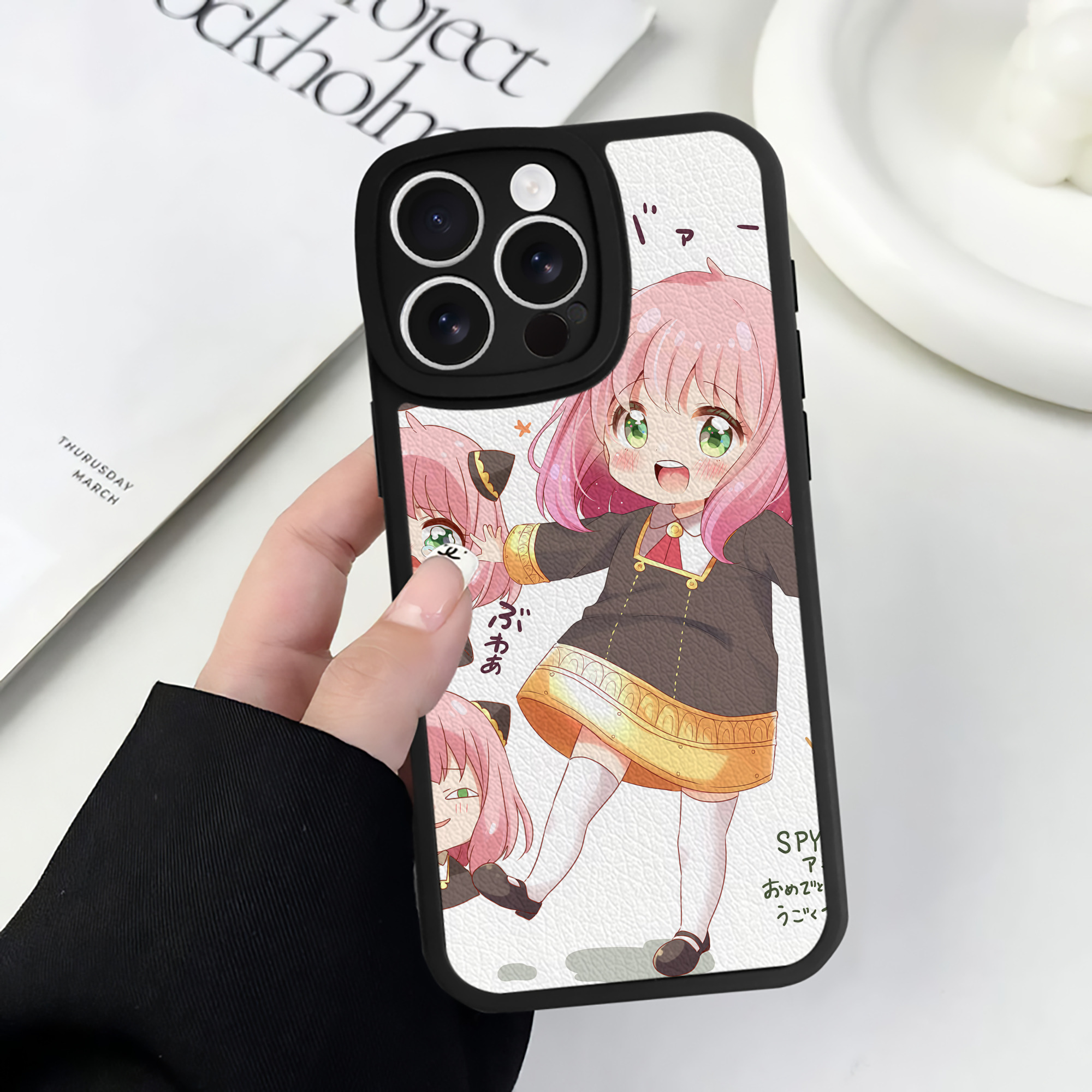 （画像用） SPY×FAMILY间谍家家酒 【iPhone 16シリーズ対応】シリコンスマホケース（レザー調） 材質：シリコン